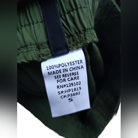 ❗ CLEARANCE ❗ Olive Stacked windbreaker pants zipper Jogger Size Small - Picture 3 of 4